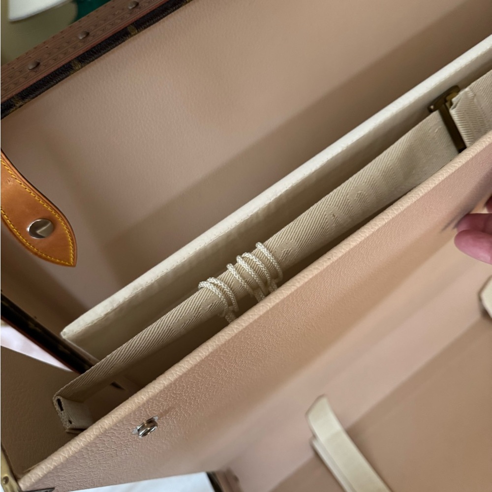 Louis Vuitton Brown and Tan Monogram Luggage - Picture 16 of 16